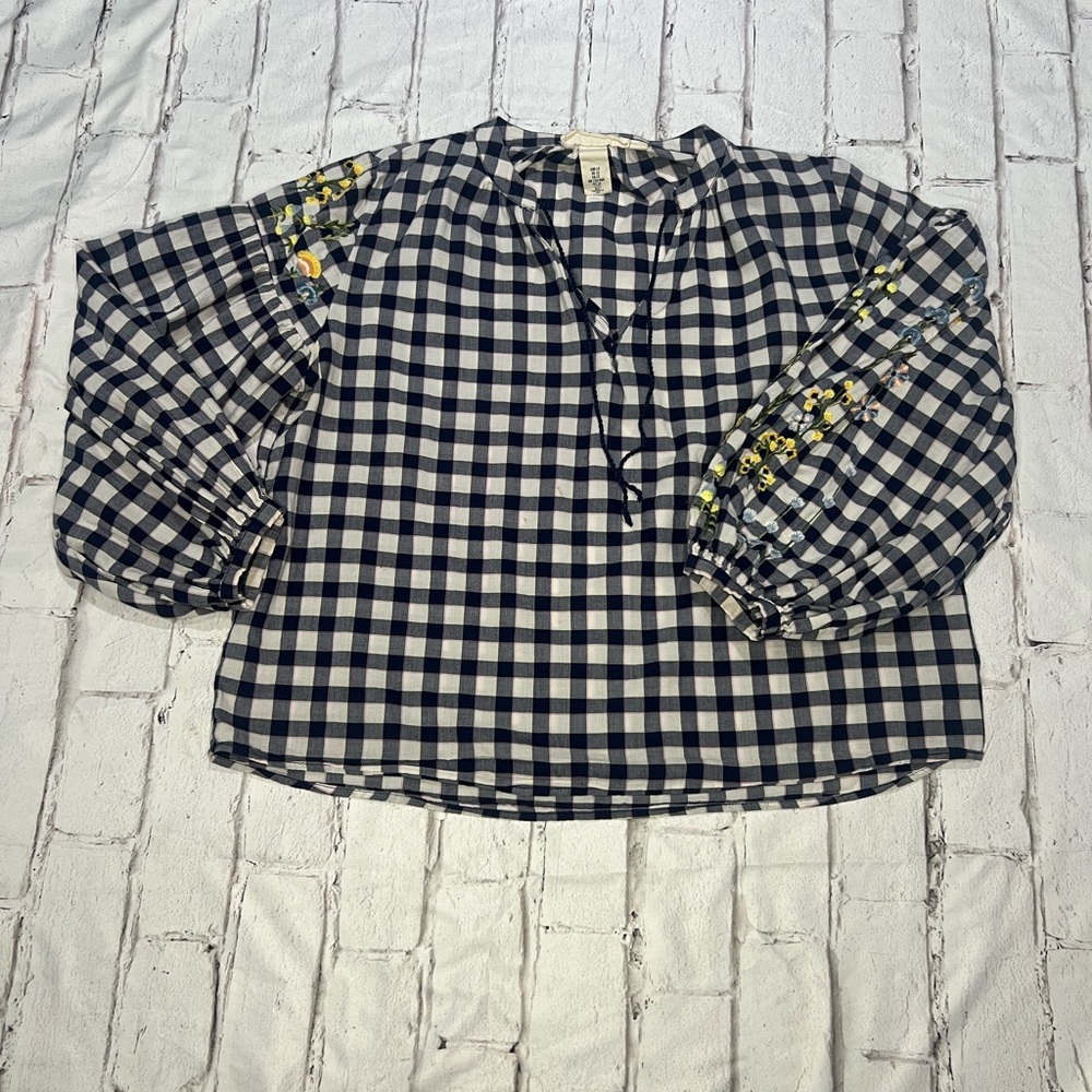 H&M Black and White Checkered Blouse